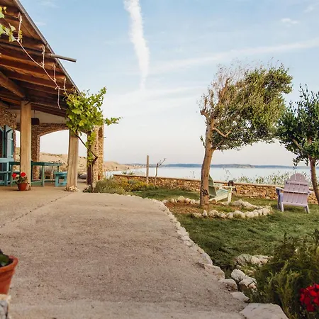 House Sika Miškovići