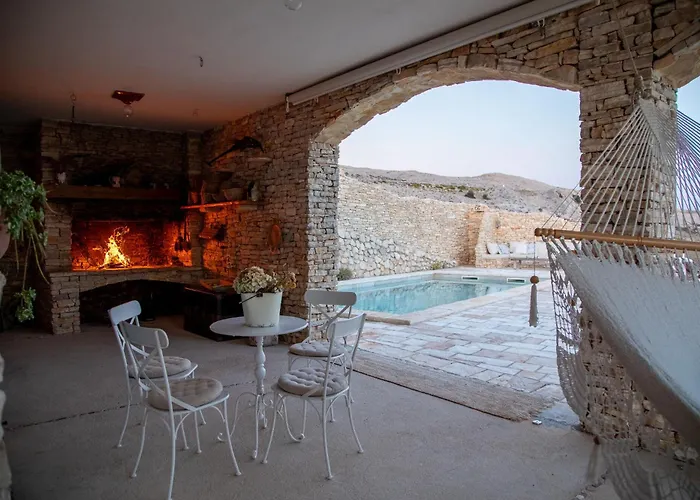 House Sika * Miskovici